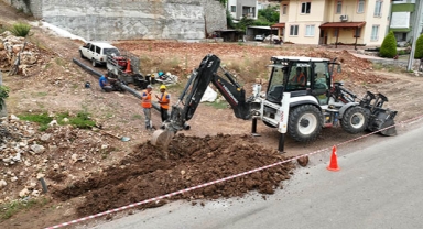 Sahil Caddesi içme suyu hattı yenileniyor