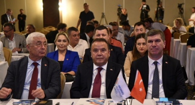 Akdeniz Belediyeler Birliği başkanı oldu