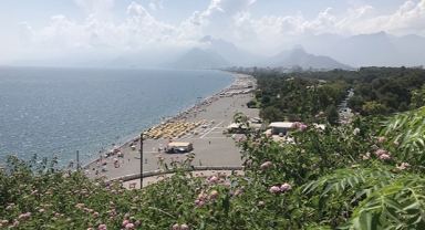 Antalya rekorlara doymuyor! Yeni hedef 20 milyon turist