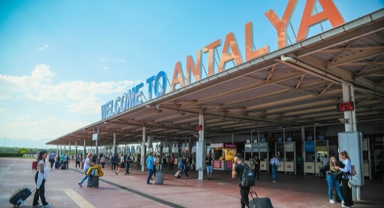 Antalya'ya turist akını! Almanların ve Rusların tercihi neresi?