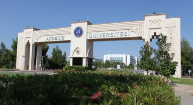 AÜ'den Asya Üniversiteleri Sıralamasında yükseliş