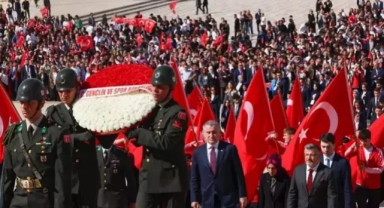 Bakan Bak: Emanetinize sadakat ile sahip çıkacağız