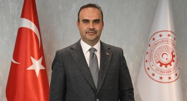 Bakan Kacır: Dış ticaret açığımız azalmaya devam ediyor