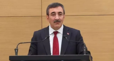 'Cari açık düşüyor, rezervler artıyor'