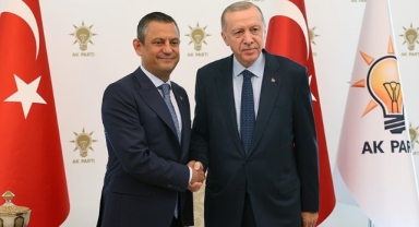 Erdoğan, CHP Genel Başkanı Özel'i kabul etti
