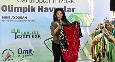 Eski kıyafetleri yenilediler!