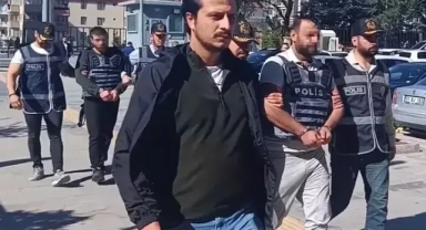 Eski sevgilisinin yeni sevgilisini öldürdü