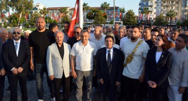 Güreşler kortejle başladı