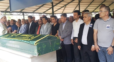 Hayatını kaybeden ilçe başkanı defnedildi