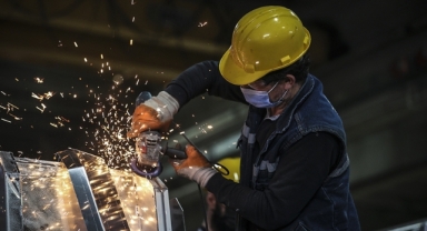 Hizmet üretim endeksi martta arttı