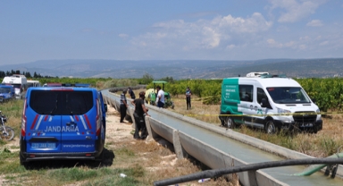 Kıyafeti traktör şaftına dolandı... Kız çocuğu hayatını kaybetti