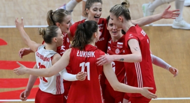 Milletler Ligi'nde Polonya, İtalya'yı devirdi
