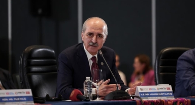 Numan Kurtulmuş: Suriyelilerin Türkiye'ye göç etmesi gerekiyordu