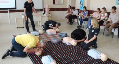 Öğretmenlere ilk yardım eğitimi