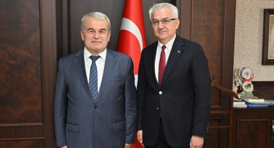 Vekil başkan ziyaret turunda