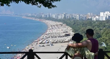 Alman tatilcinin gözdesi Antalya