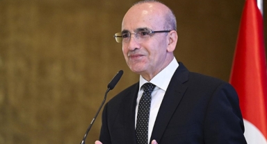 Bakan Şimşek: Türkiye'nin ilk önceliği enflasyonu tek haneye indirmek