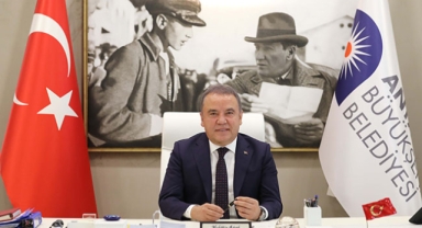 Başkan Böcek Kurban Bayramını kutladı