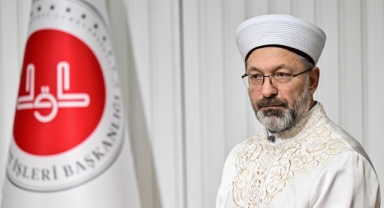 Başkan Erbaş: Bu katliama daha fazla ses vermeliyiz