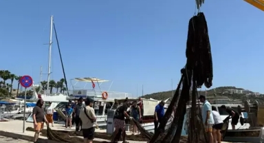 Deniz dibindeki 14 yıllık hayalet ağ çıkartıldı