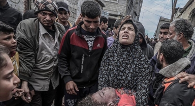 Katliam devam ediyor! Hayatını kaybedenlerin sayısı 37 bin 598'e yükseldi