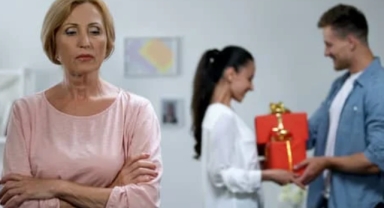 Kayınvalide korkusu: Pentherafobi