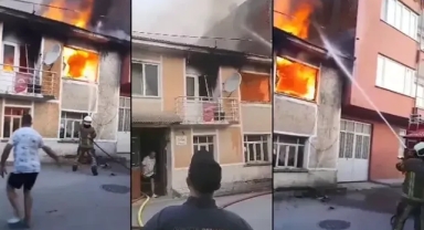2 katlı ev, alev alev yandı