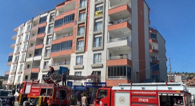 Apartman dairesinde çıkan yangın hasar oluşturdu