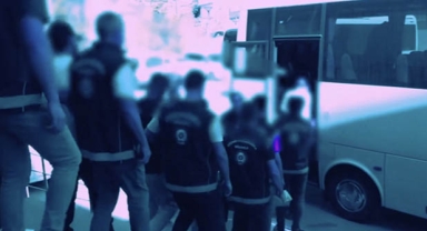 Göçmen kaçakçılığına darbe! 149 kaçakçı ve 2 bin 563 göçmen yakalandı