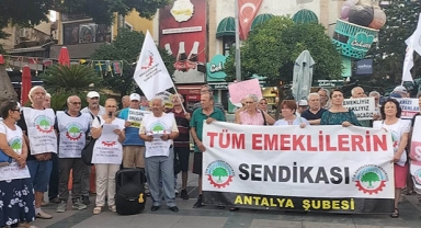 İnsanca yaşamak bizim de hakkımız