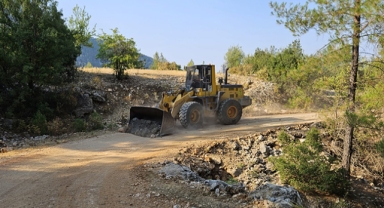 Kemer'de altyapı çalışmaları sürüyor