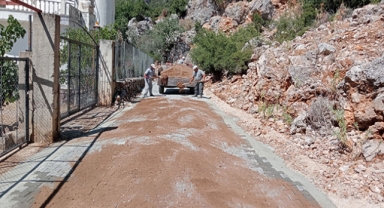 Kemer'de altyapı çalışmalarına devam