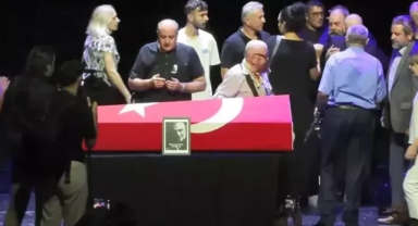 Kenan Işık için tören düzenlendi