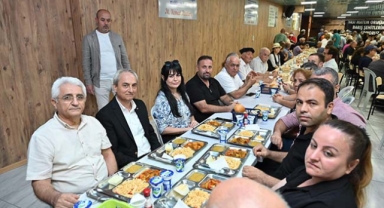 Kocagöz, yas lokması paylaştı