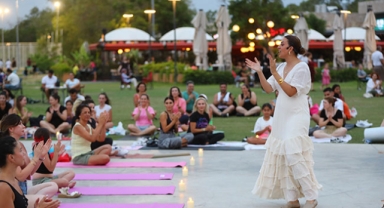 Beach Park’ta yoga