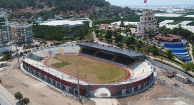 Kumluca Atatürk Stadyumu tamam 