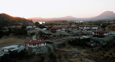 Manavgat'ta 788 konut hak sahiplerine teslim edildi