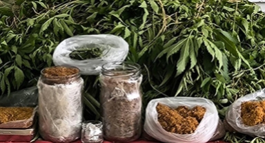 Uyuşturucu satıcısı yakalandı