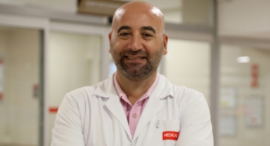 Vajinası karın zarından yapıldı
