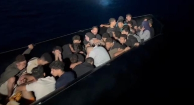 61 düzensiz göçmen kurtarıldı
