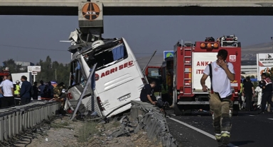 Ankara'da feci kaza! 9 ölü, 26 yaralı