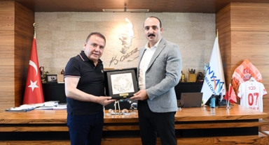 ‘Evinize hoş geldiniz’ diyerek karşıladı