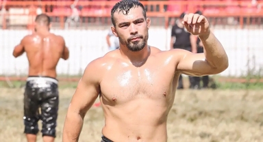 Bolu’da Başpehlivan Yusuf Can Zeybek