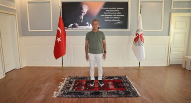Döşemealtı Belediyesi'ne haciz şoku! Makam odasında sadece kilim kaldı