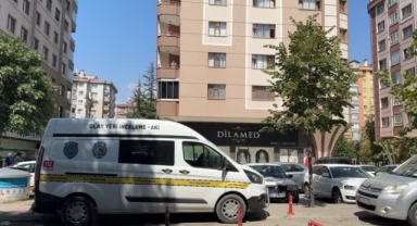 Evinde silahla vurulmuş halde ölü bulundu