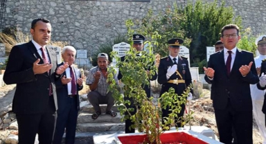 Finike'de kabir ziyareti gerçekleşti