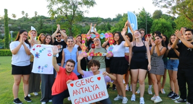 Gençler Arkadaşlık Günü'nde buluştu