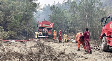 Gönüllülerden yangın söndürme çalışmalarına destek