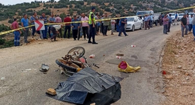 Kamyonla çarpışan motosikletli öldü
