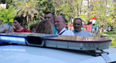 Kaza yapan sürücü şoka girdi